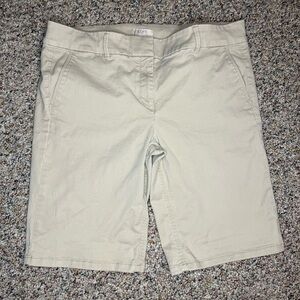LOFT Bermuda Roll Short khaki 14P